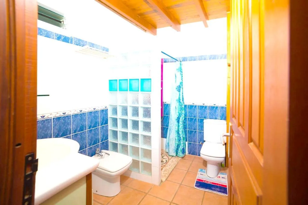 Appartement Spacieux Avec Vue Mer Et Piscine A Saint Francois 150 M²